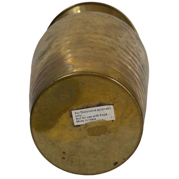 Vintage Brass Vase Hammered Metal MCM Art Boho Cottagecore Mid Century Farmhouse - Picture 9 of 13